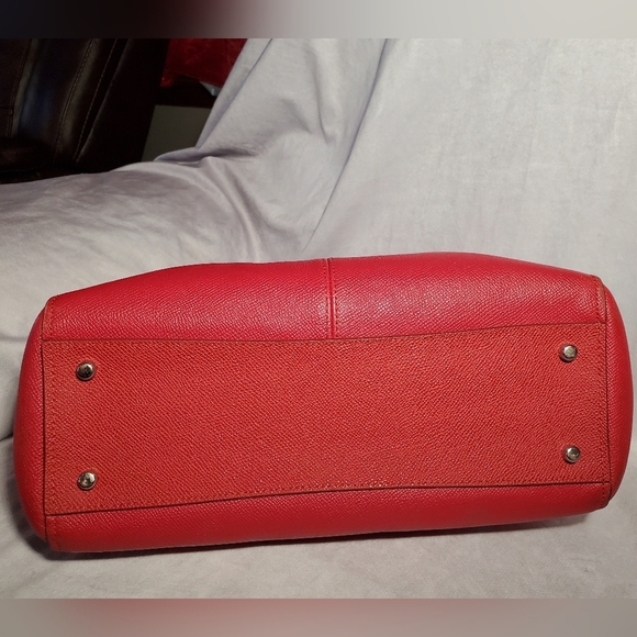 STANTON CARRYALL 29 COACH F37147 in Red - Picture 6 of 15